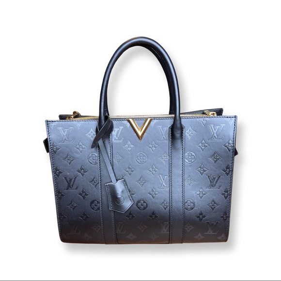 Louis Vuitton Handbags - Louis Vuitton Very Tote Black Shoulder bag